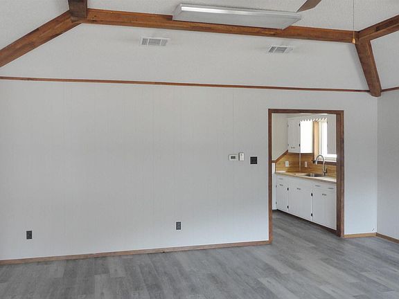 5th image of 2413 Cook Rd