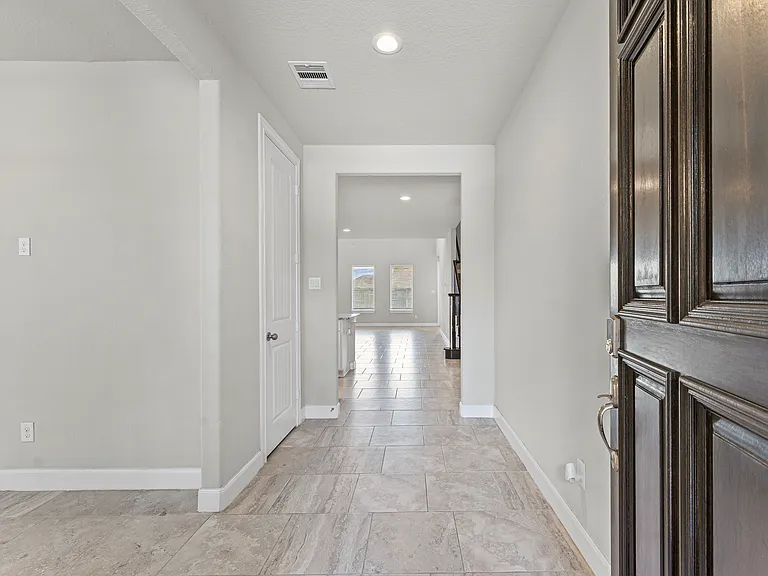 1015 Pink Lily Ln — Photo 4