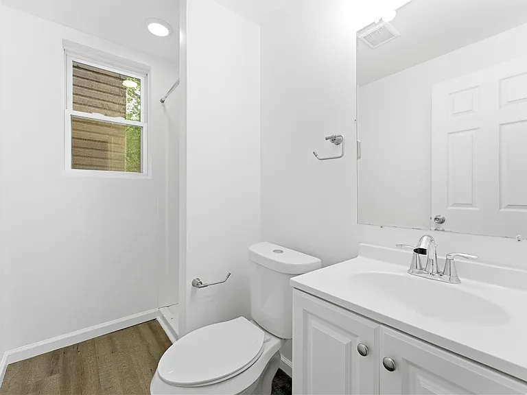 117 E Jefferson St #1 — Photo 26