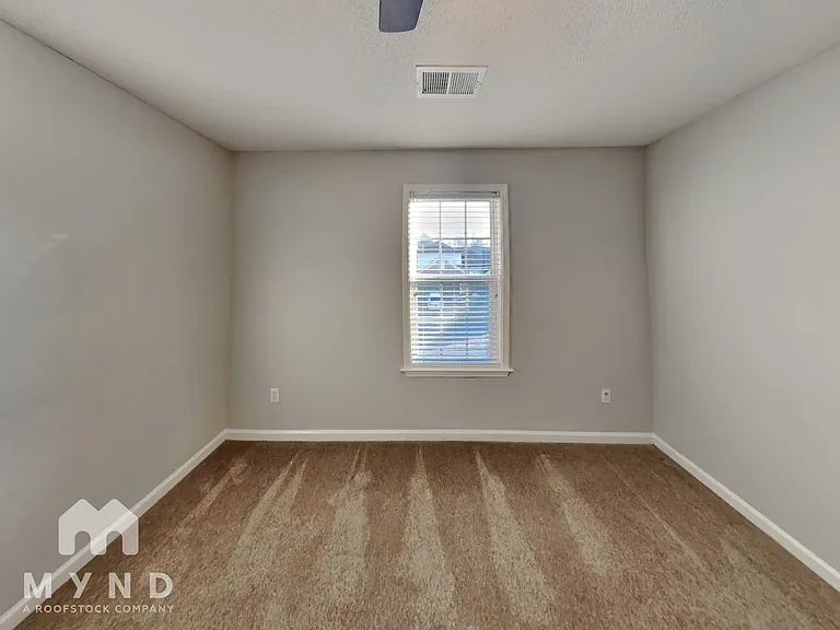 9236 Speerberry Cir — Photo 17