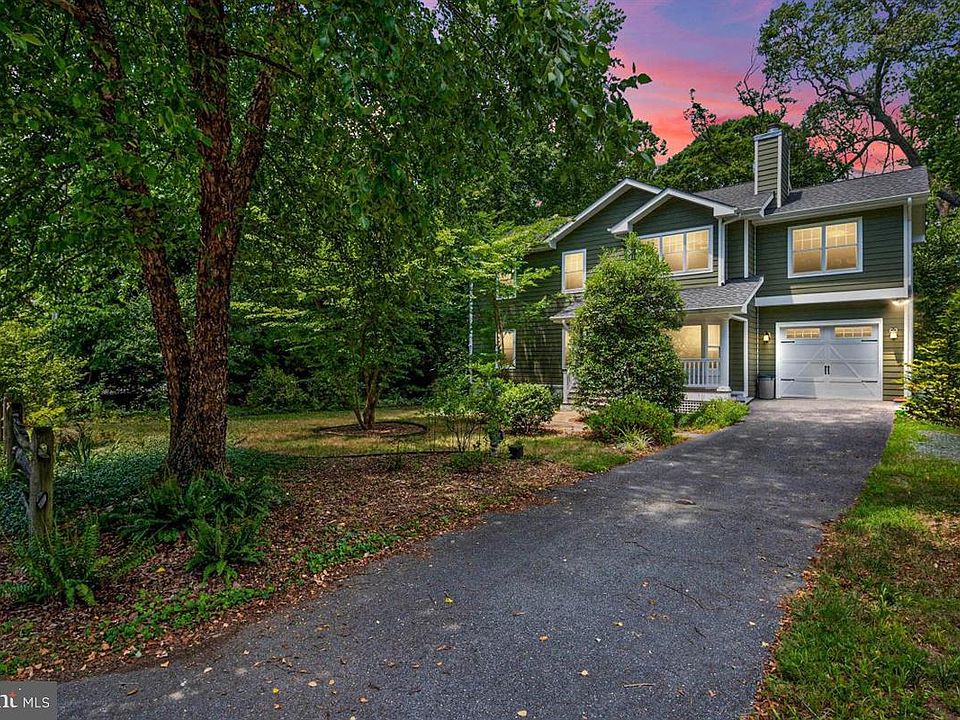 1st image of 324 Hillsmere Dr