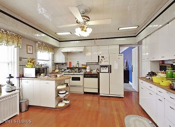 5th image of 4440 W Leland Ave