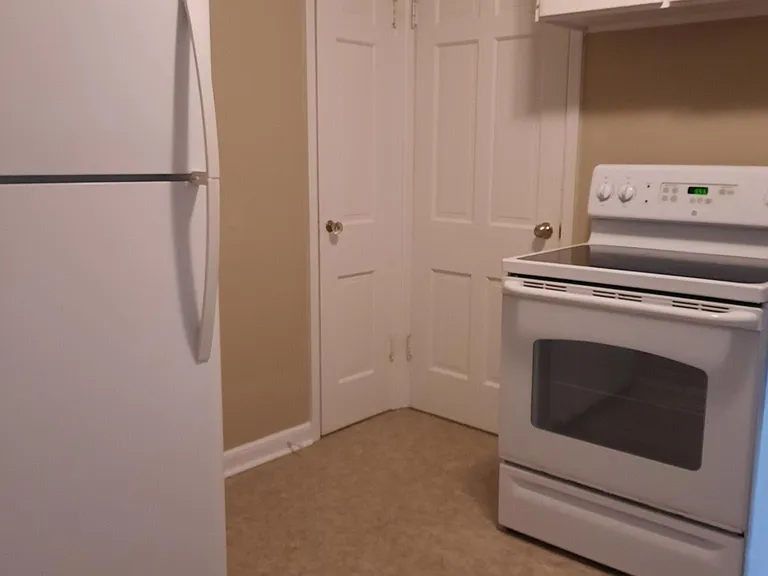 1339 Highland Dr — Photo 12