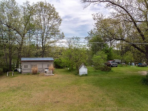 5th image of 10638 N Bitely Ave