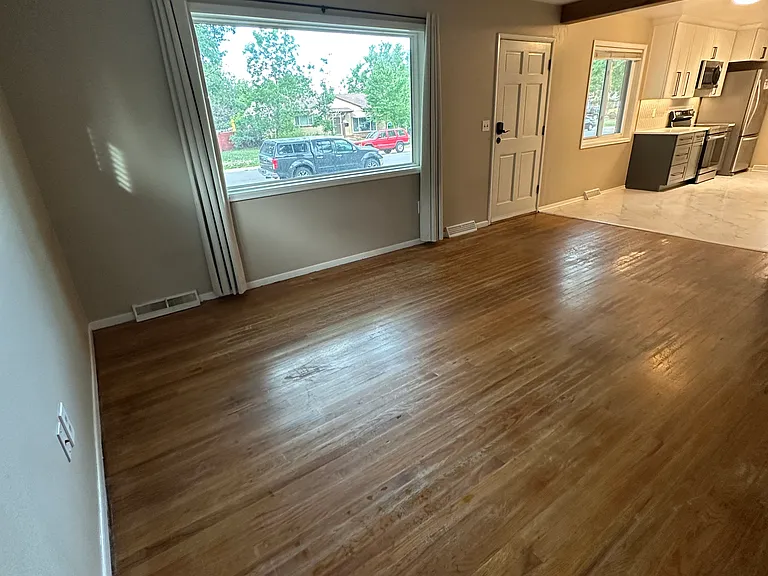1305 S Benton St — Photo 7