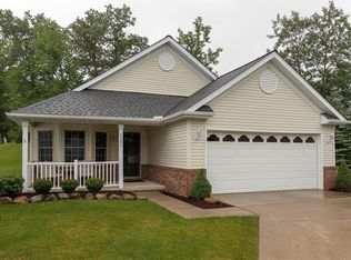 5286 White Swan Ct, North Royalton, OH 44133
