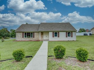 101 Amber Dr, Bristol, TN 37620