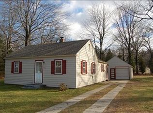 3460 Roosevelt Rd, Norton Shores, MI 49441