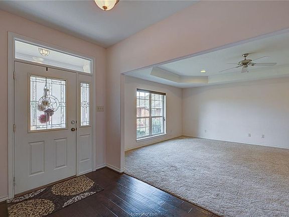 3rd image of 4420 Pickering Pl