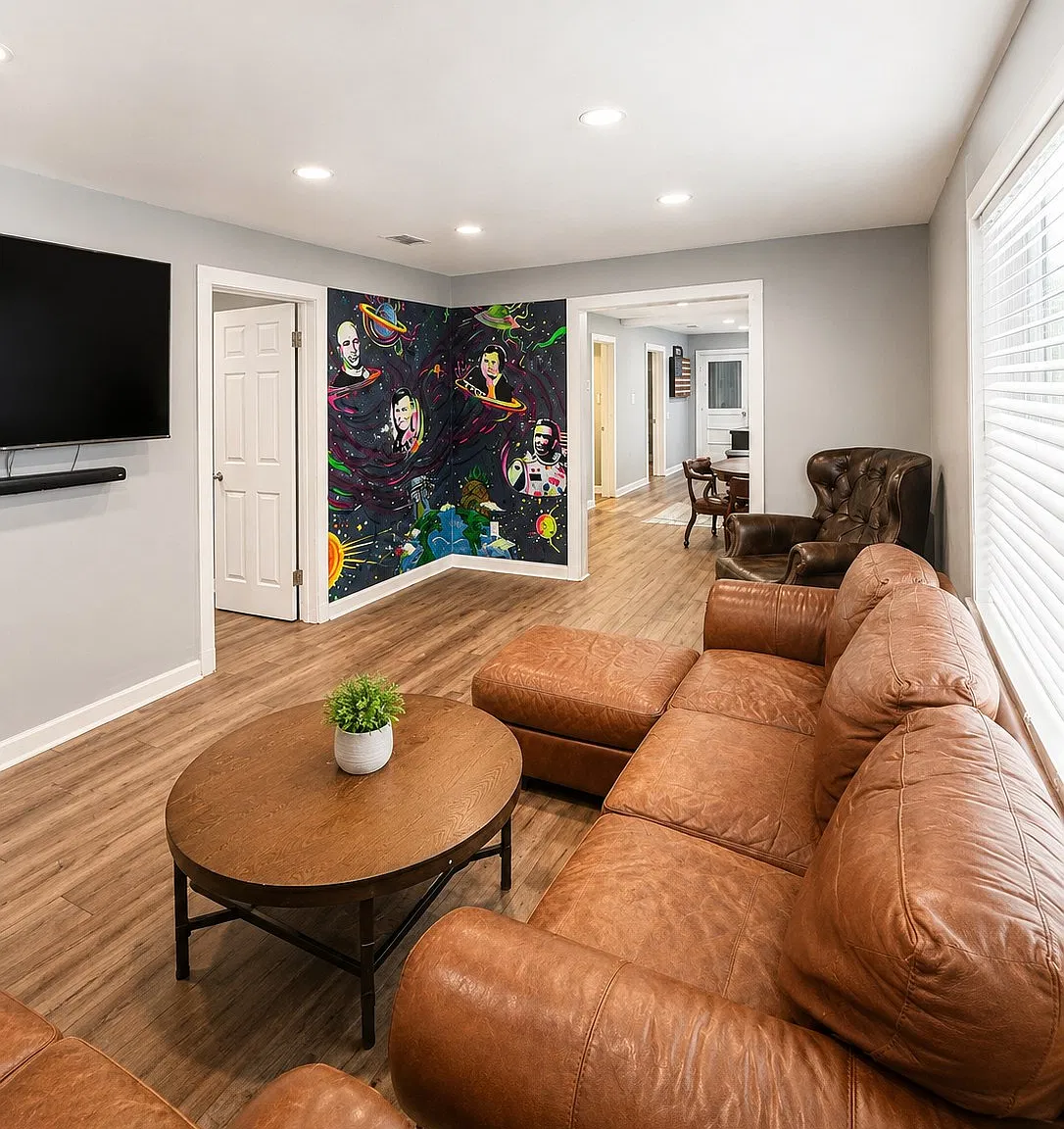 3 bed, 1162 sqft, $2,300 — Photo 4