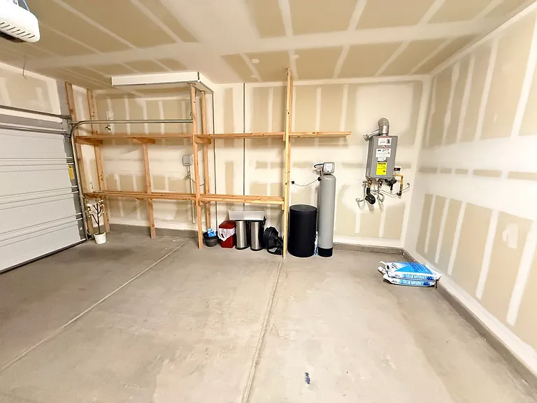 10854 Gentle Crest Ave — Photo 27