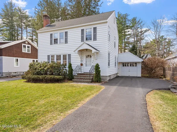 14 Fernbank Avenue, Delmar, NY 12054