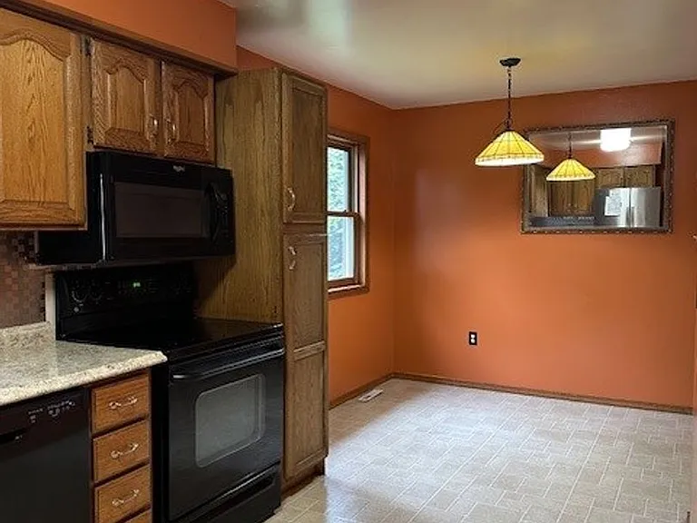 4090 Ridgeview Rd — Photo 6