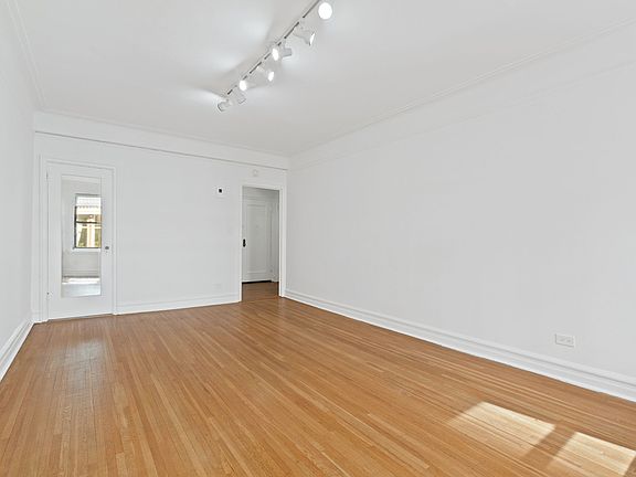 5th image of 220 W 24th St #2203A