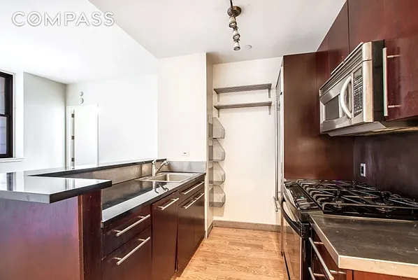 Rented by Compass | media 38