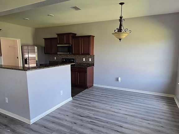 5th image of 2318 Oyster Bay Ave