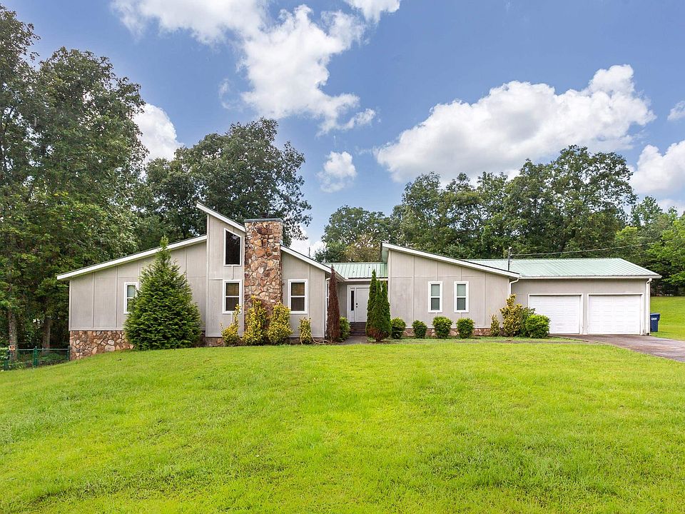 1st image of 3452 Gunnells Ln