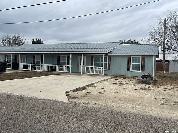 4th image of 558 Whitetail Drive