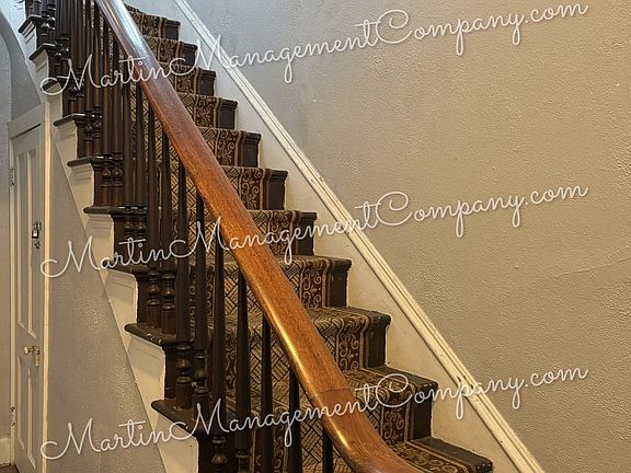 2nd image of 420 W 7th St #2