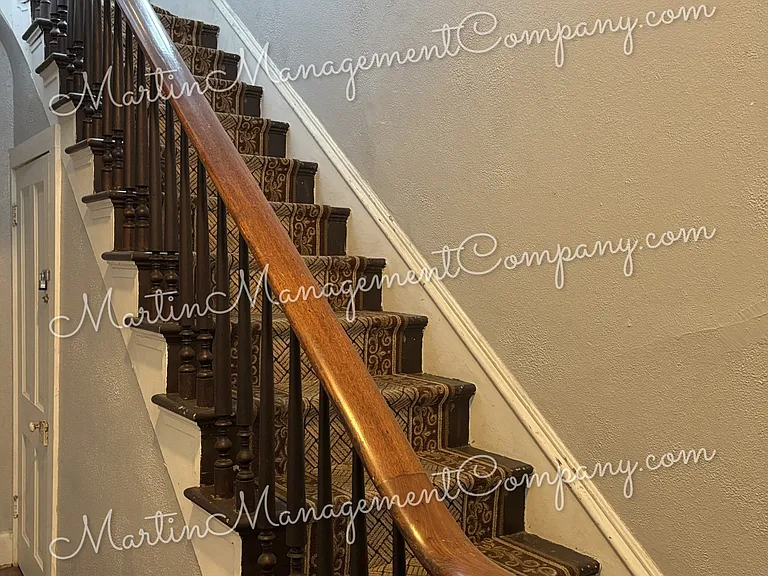 420 W 7th St #2 — Photo 2