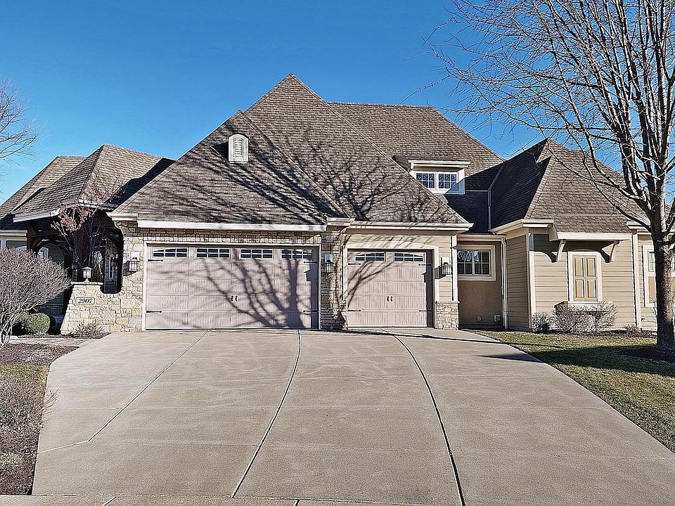 1st image of 2907 Broken Arrow COURT