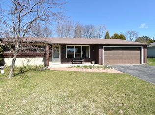 5350 Laura Ln, Greendale, WI 53129