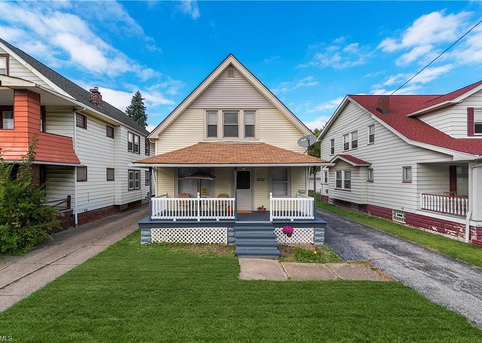 1st image of 9001 Rosewood Ave