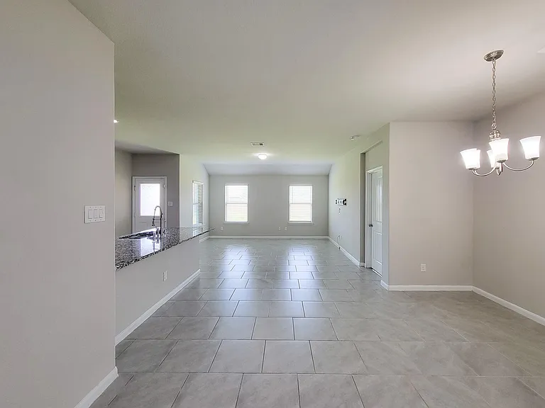 29614 Breakwater Dr — Photo 9