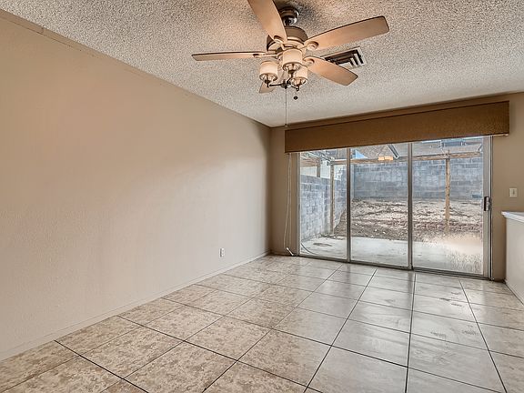 4th image of 3959 Spring Leaf Dr