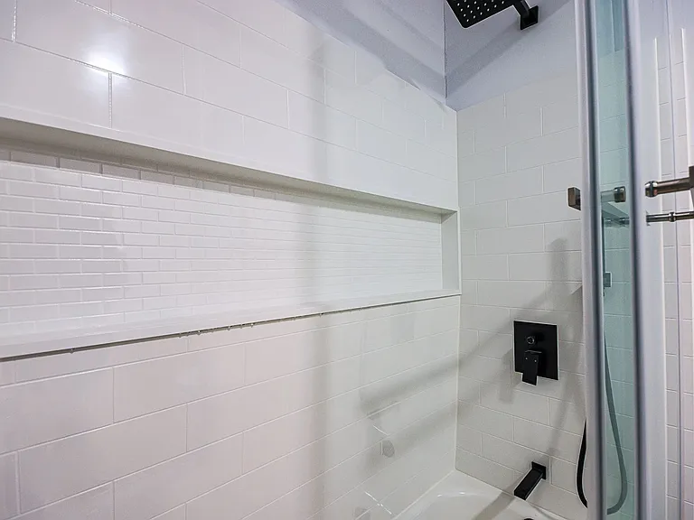 Cumpston Apartments — Photo 22
