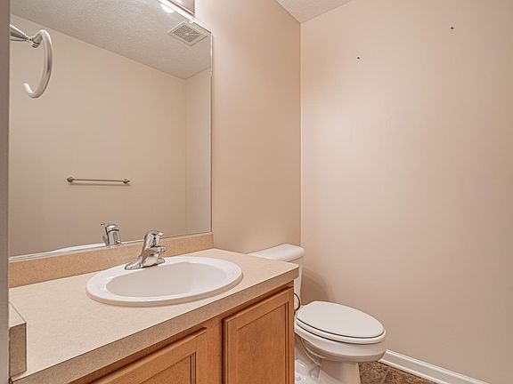 5th image of 6535 Bayside Dr