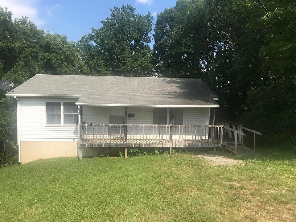 1st image of 30 Harvey St