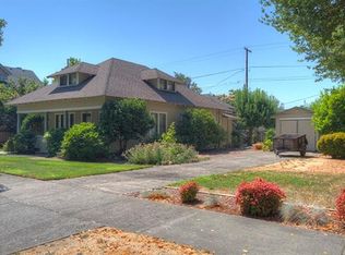 413 NW A St, Grants Pass, OR