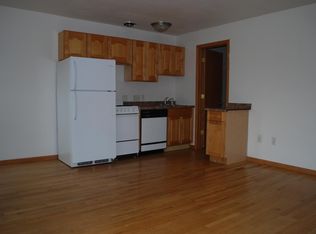 4916 Packers Ave, Madison, WI 53704