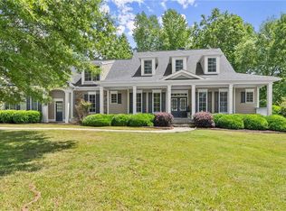 5840 Meadow Rise Ln, Clermont, GA 30527