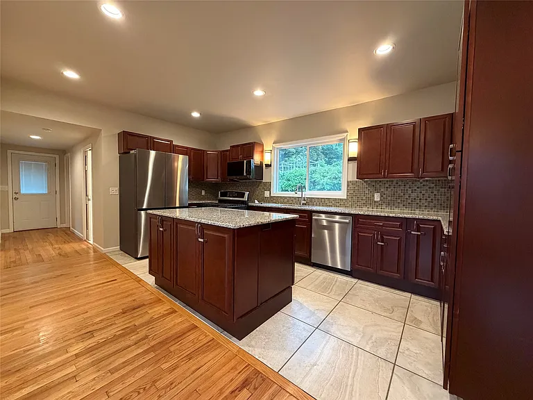 123 Robble Ave — Photo 12