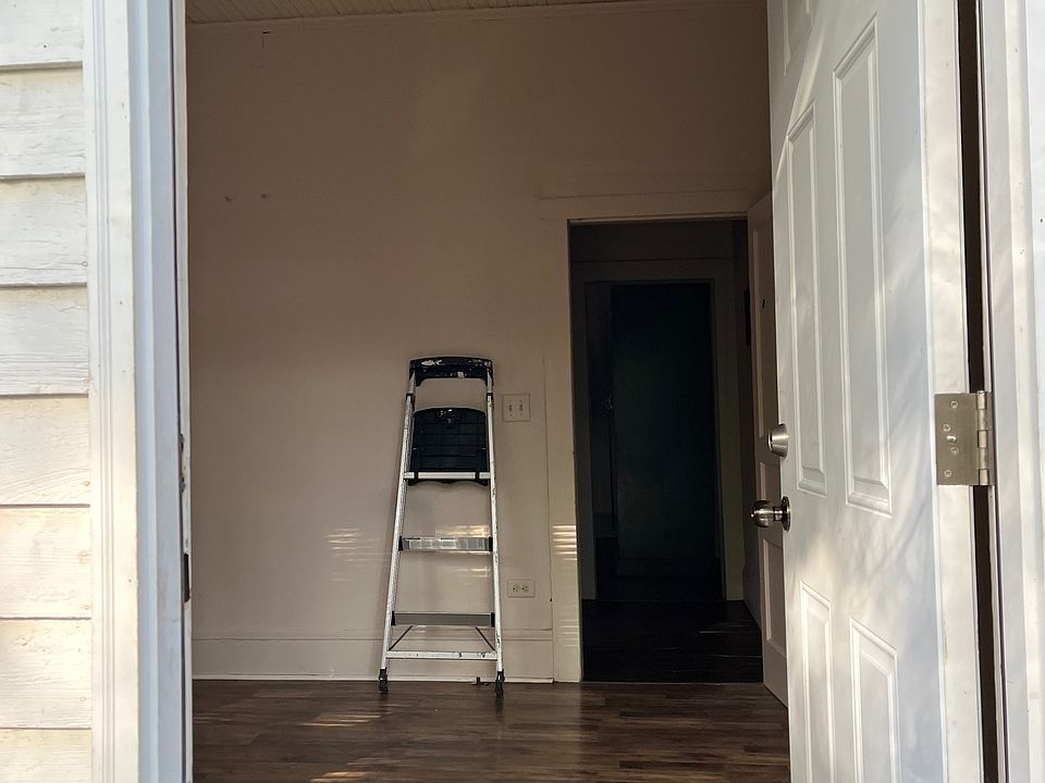 1st image of 610 & 612 Charles St #610