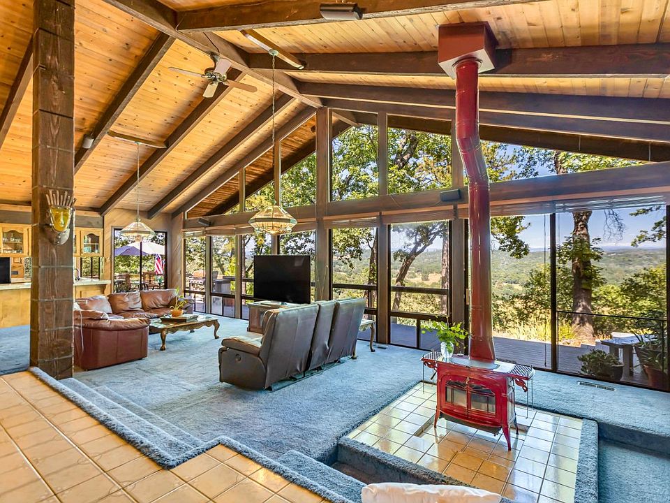 1st image of 4527 Hillwood Dr