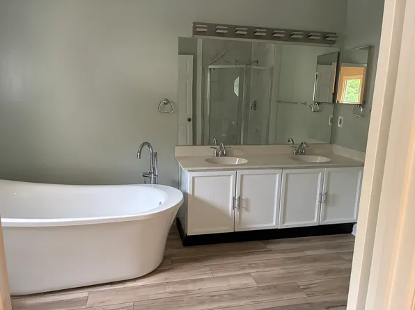 7204 Olde Lantern Way, Springfield, VA 22152