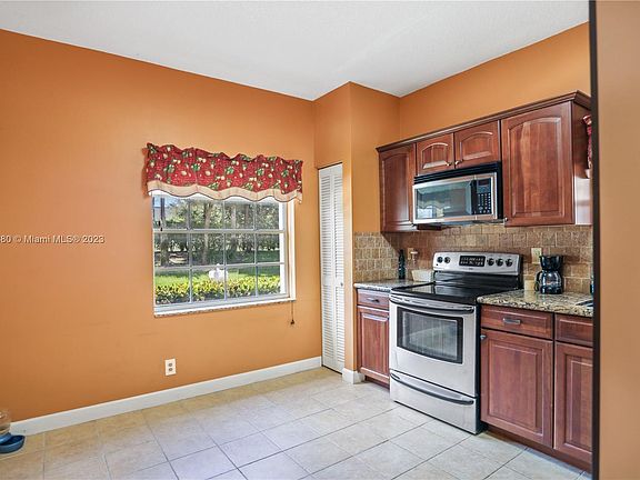 5th image of 17301 NW 6th St