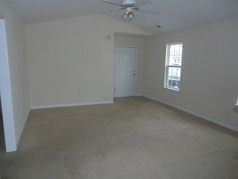 4th image of 6807 Jamison Ln