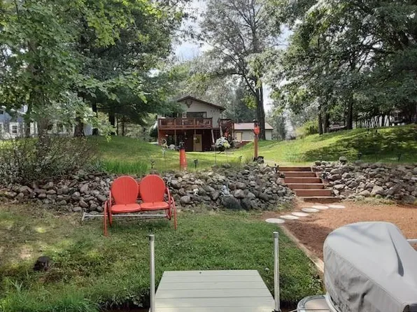 305 Penhurst Way, Nekoosa, WI 54457