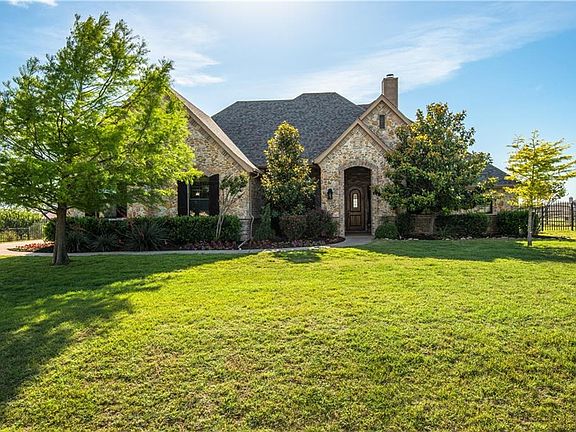 5th image of 13831 Megan Dr