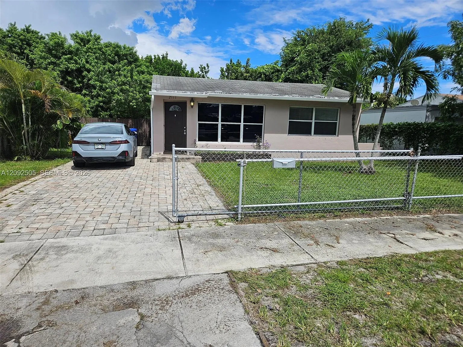 Sunnyside Estates — Photo 1