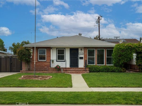 3061 Fidler Ave