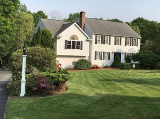 4 Vincent Rd, Mendon, MA 01756