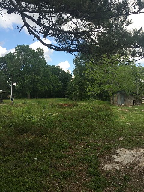 2nd image of 708 Coulee Kinney Rd