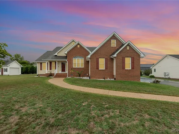 223 Meadow Ln, Bowling Green, VA 22427
