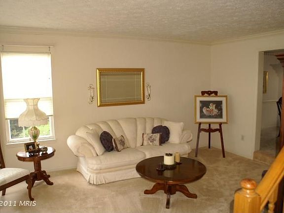 2nd image of 415 Grasmere Dr