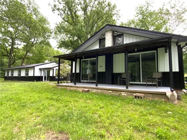 134 Beaver Creek Ln, New Galilee, PA 16141